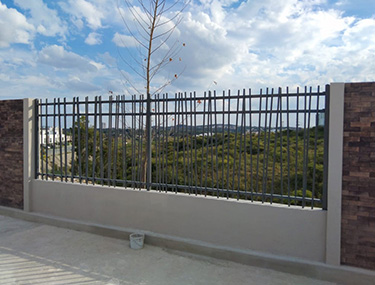 Nattura Double-Rail Fence